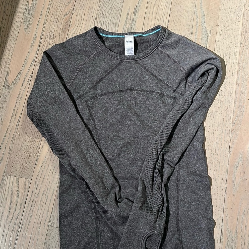 NWOT Ivivva long sleeve tops size 8 and 10